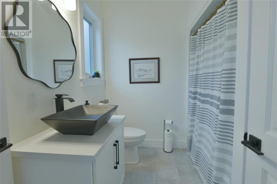 53 E Lawrence Pond Road, photo 39 of 44