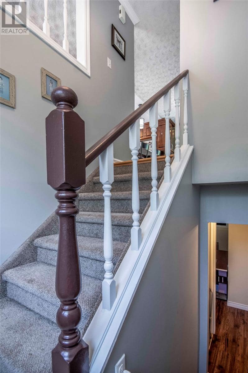 57 Cabot Road, photo 20 of 35