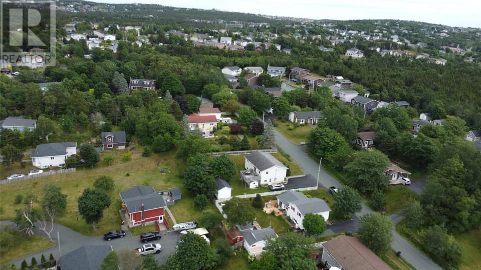 57 Cabot Road, photo 33 of 35