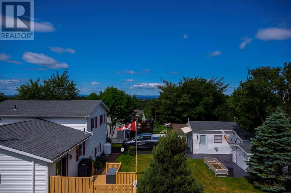 57 Cabot Road, photo 6 of 35