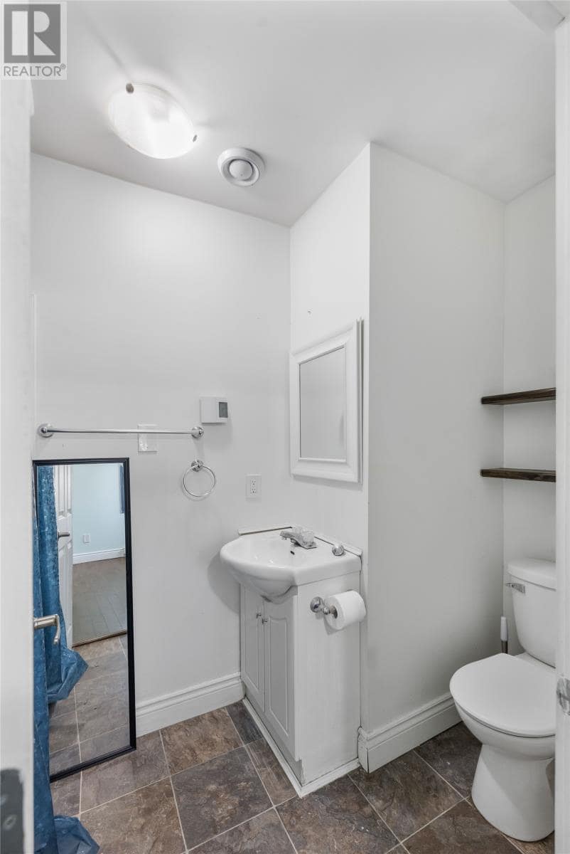 192 Elizabeth Avenue, photo 17 of 29