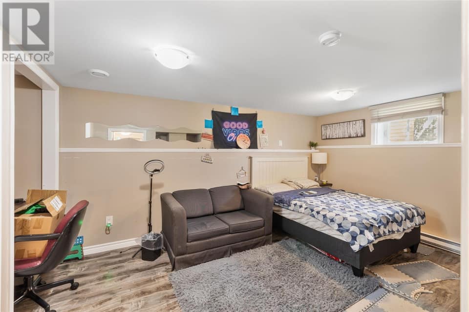 192 Elizabeth Avenue, photo 21 of 29