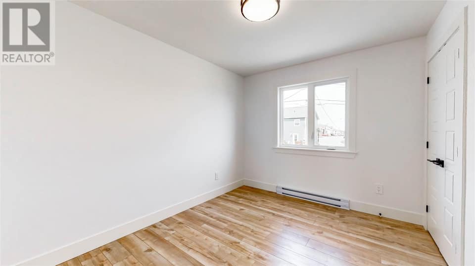 4 Flora Street, photo 15 of 18