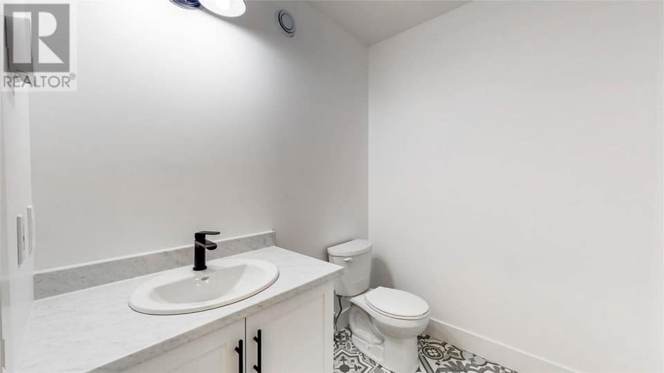 4 Flora Street, photo 9 of 18