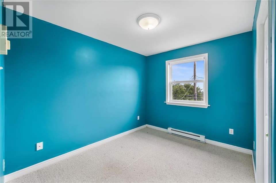 331 Stavanger Drive, photo 15 of 30