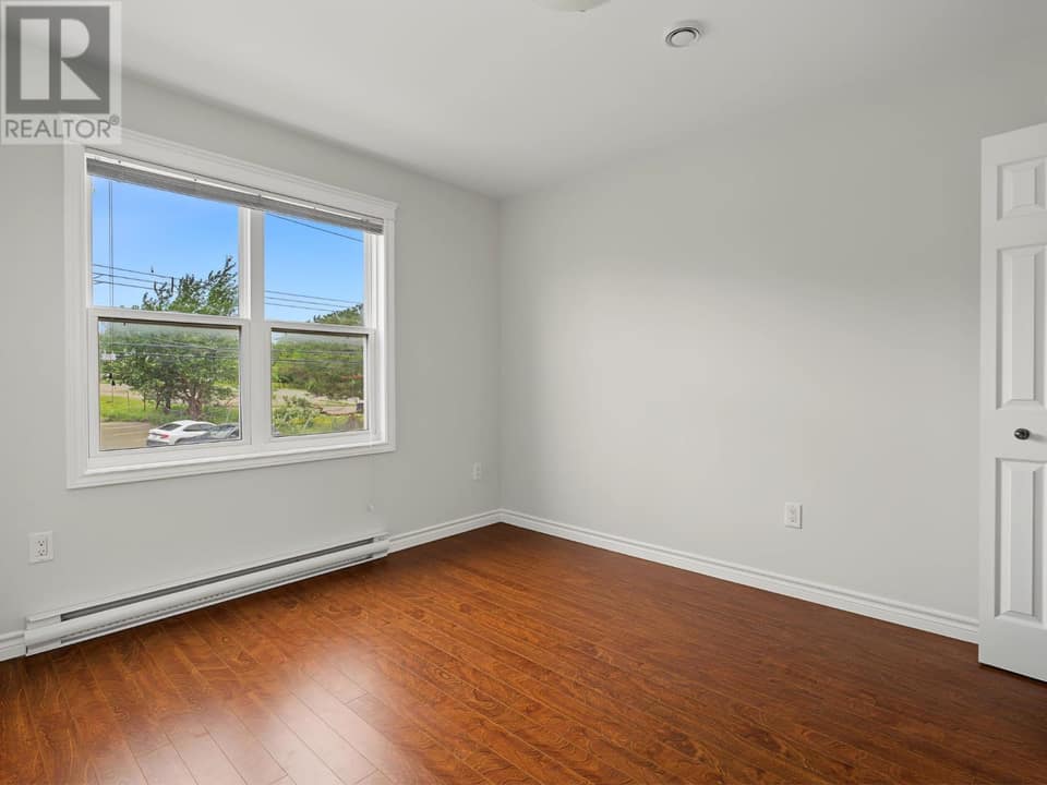21 Blackmarsh Road, photo 14 of 19