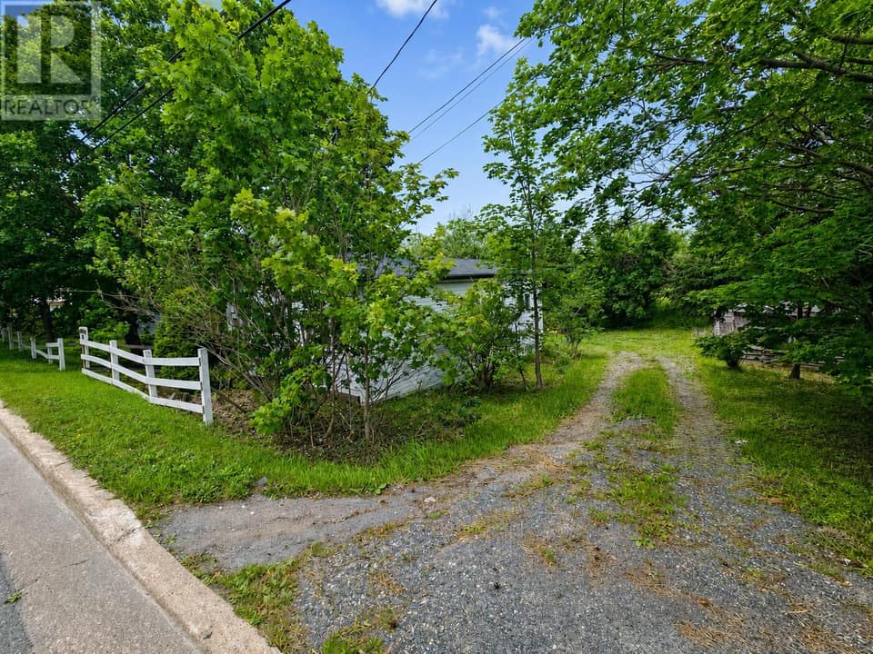 31 Church Road, photo 9 of 9