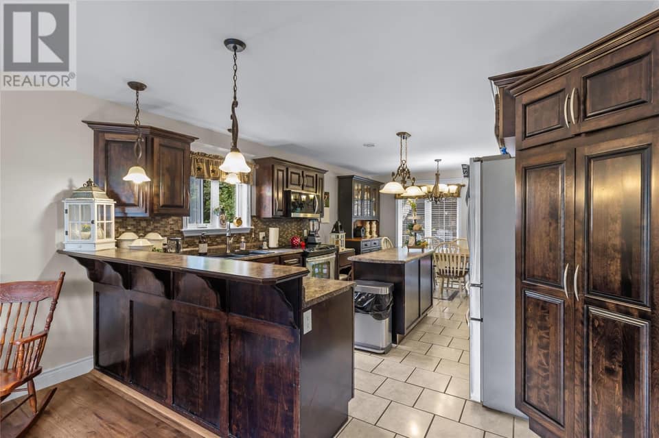 11 Whelans Crescent, photo 15 of 50