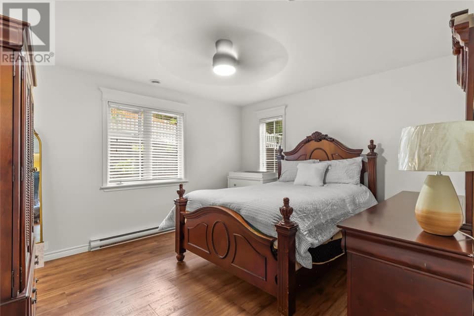 11 Whelans Crescent, photo 16 of 50
