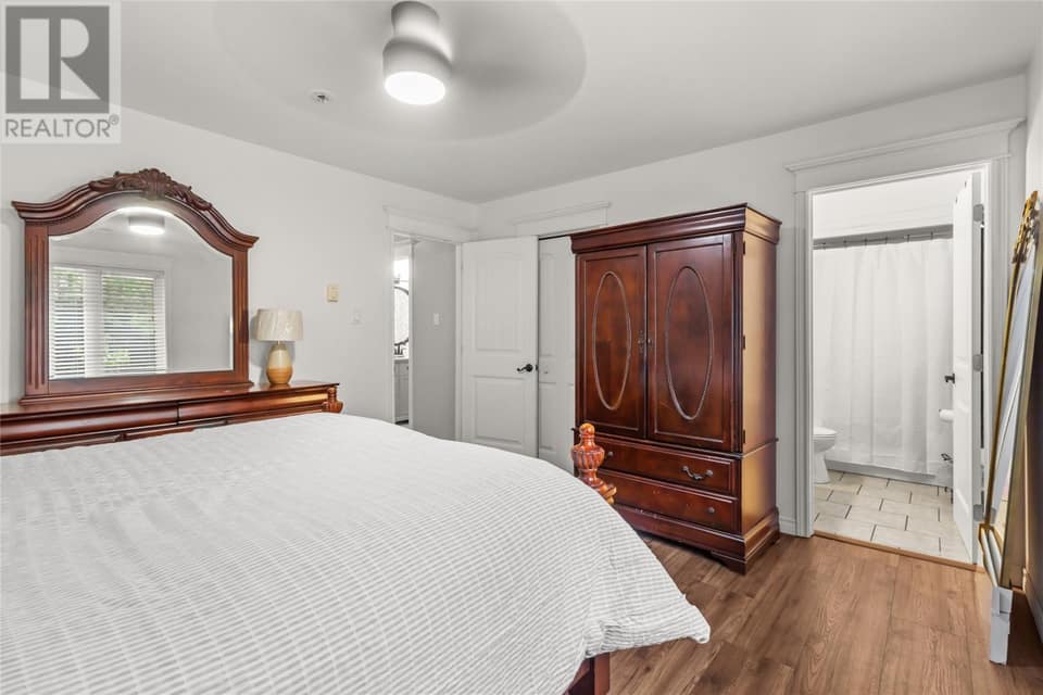 11 Whelans Crescent, photo 17 of 50