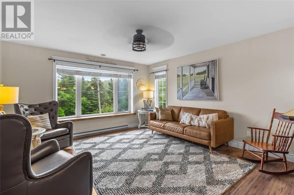 11 Whelans Crescent, photo 8 of 50