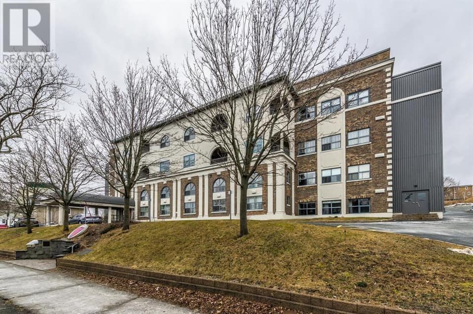 130 Lemarchant Road Unit#202, photo 1 of 19