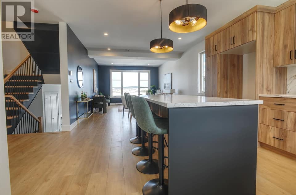 64 Trenton Drive, photo 9 of 39