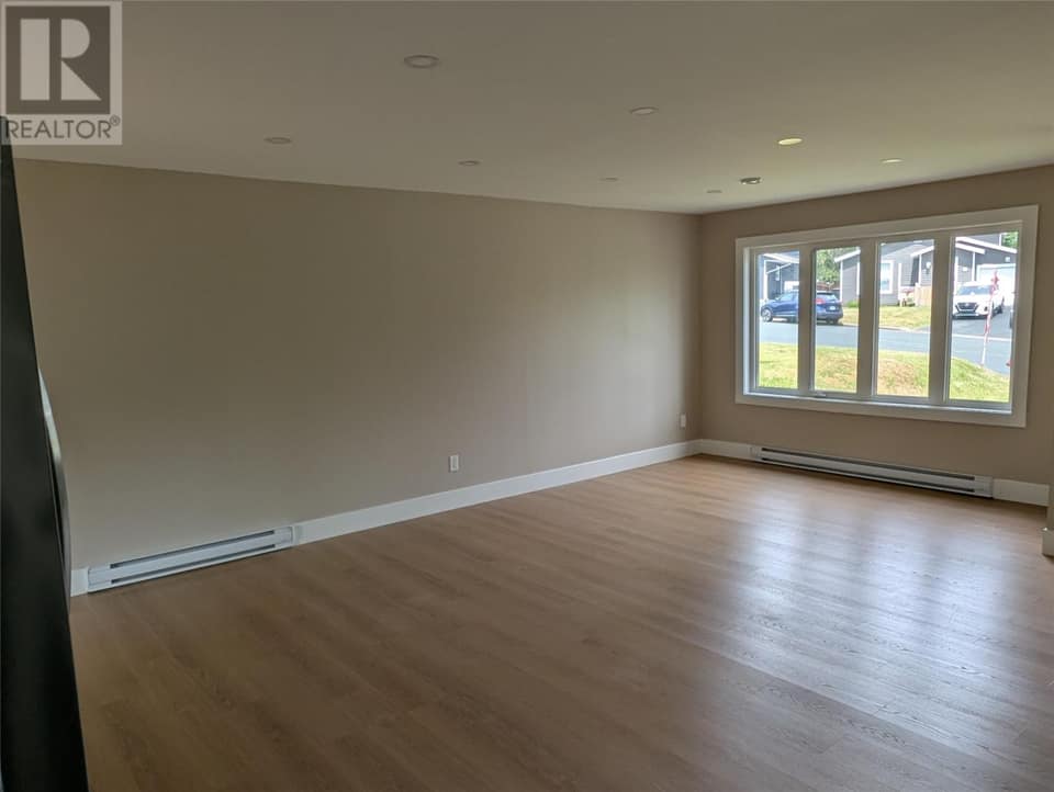7 Norman Drive, photo 14 of 22
