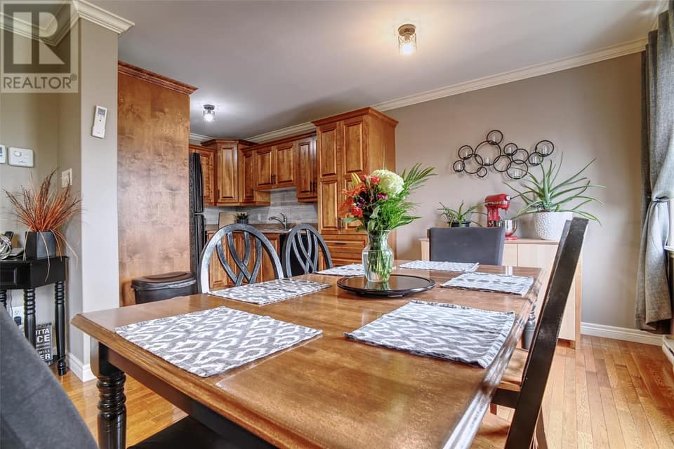 130 Green Acre Drive, photo 9 of 38