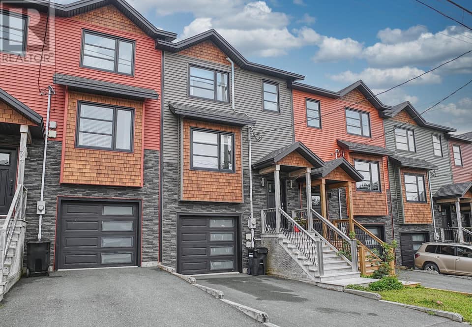 72 Bennett Avenue, photo 2 of 40