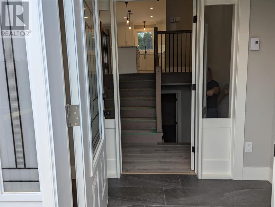 43 Swansea Street, photo 13 of 15