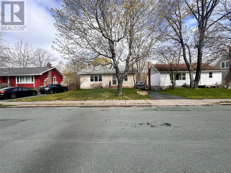 16 Hatcher Street, photo 1 of 27