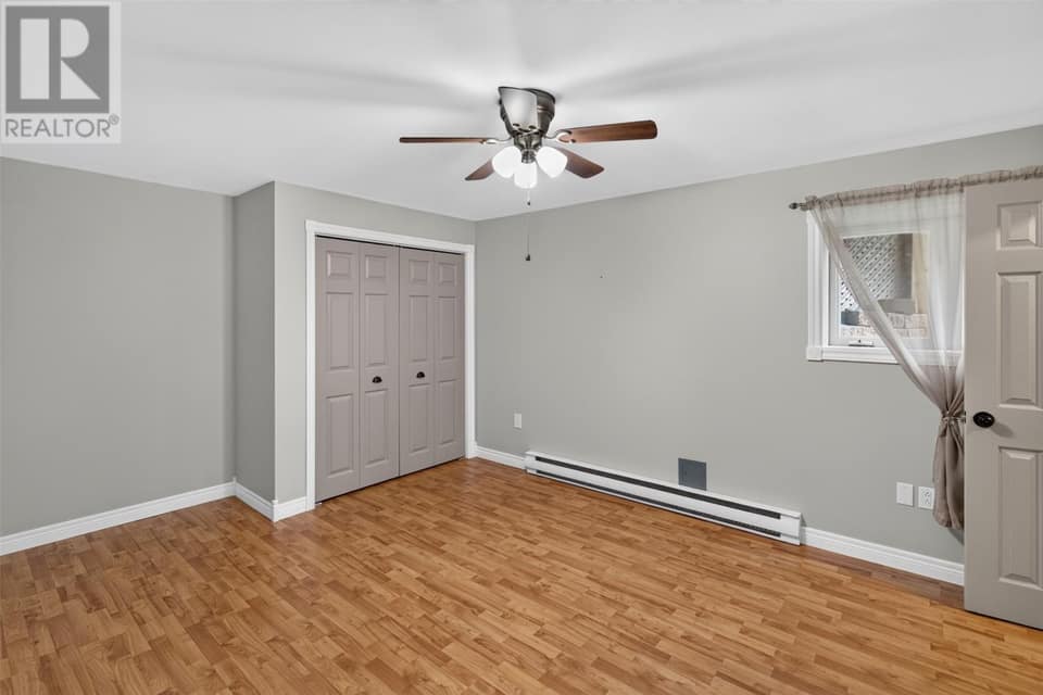 40 Ranger Avenue, photo 32 of 49