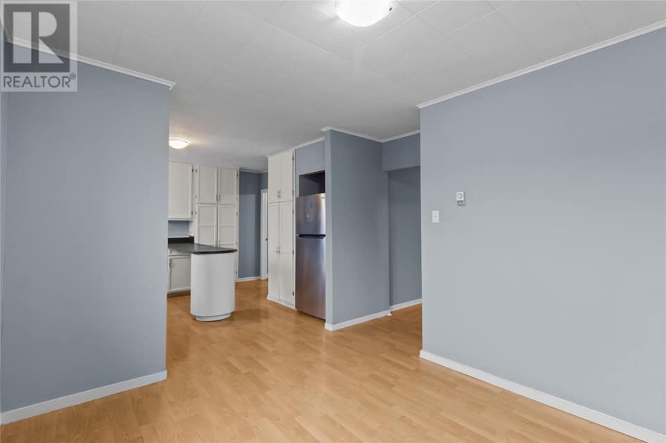 6 Riverview Avenue, photo 13 of 33