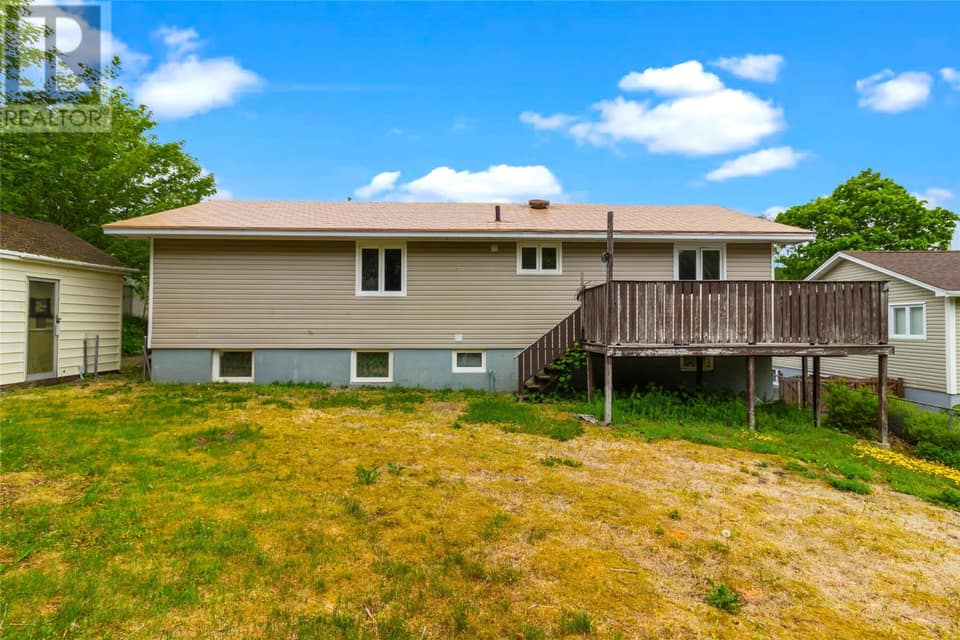 6 Riverview Avenue, photo 32 of 33