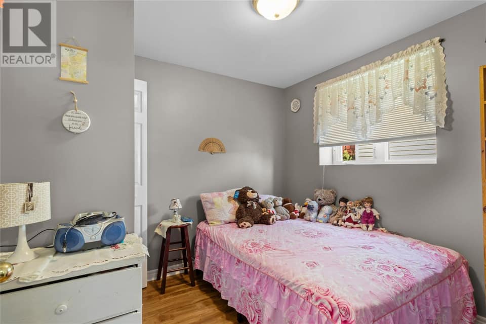 70 Winslow Street, photo 18 of 26