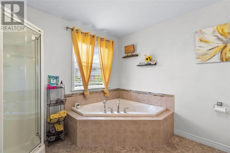 59 Bayview Heights, photo 15 of 37