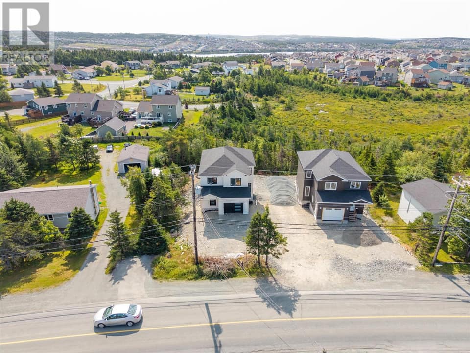 204 St Thomas Line, photo 18 of 23