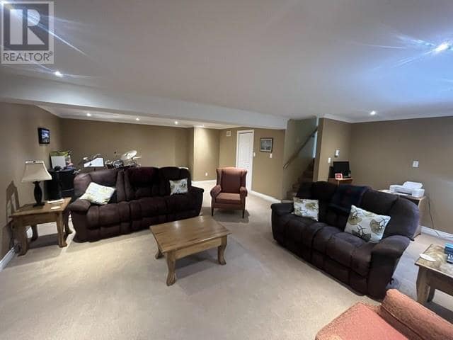 125 Cherry Lane, photo 36 of 39