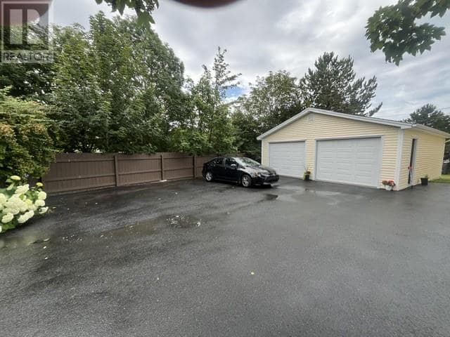 125 Cherry Lane, photo 7 of 39