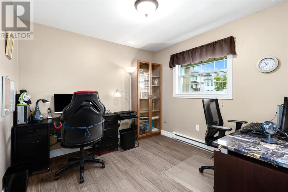 20 Sparrow Drive, photo 18 of 30