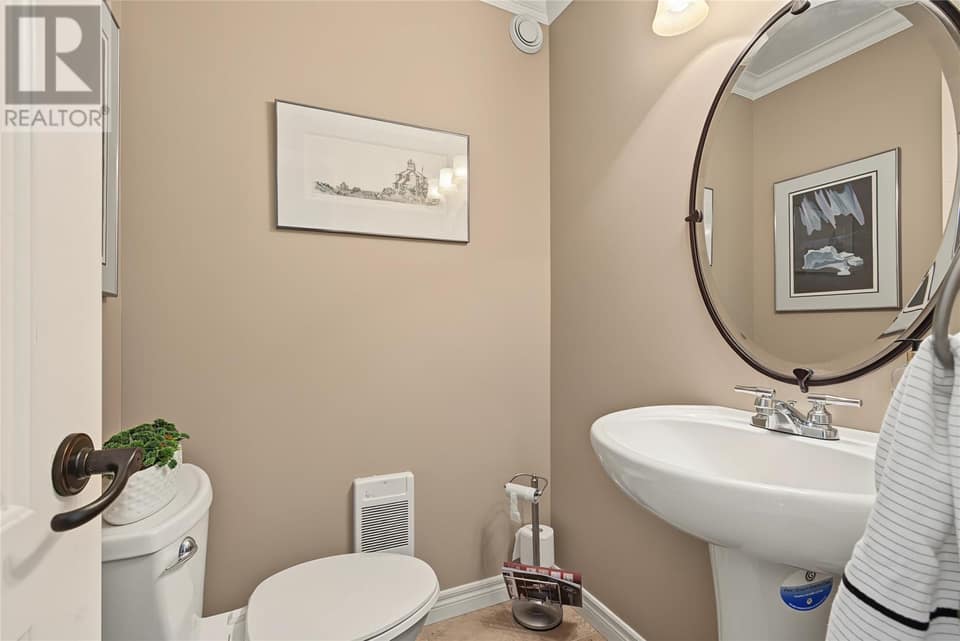 104 Three Island Pond Road, photo 24 of 50