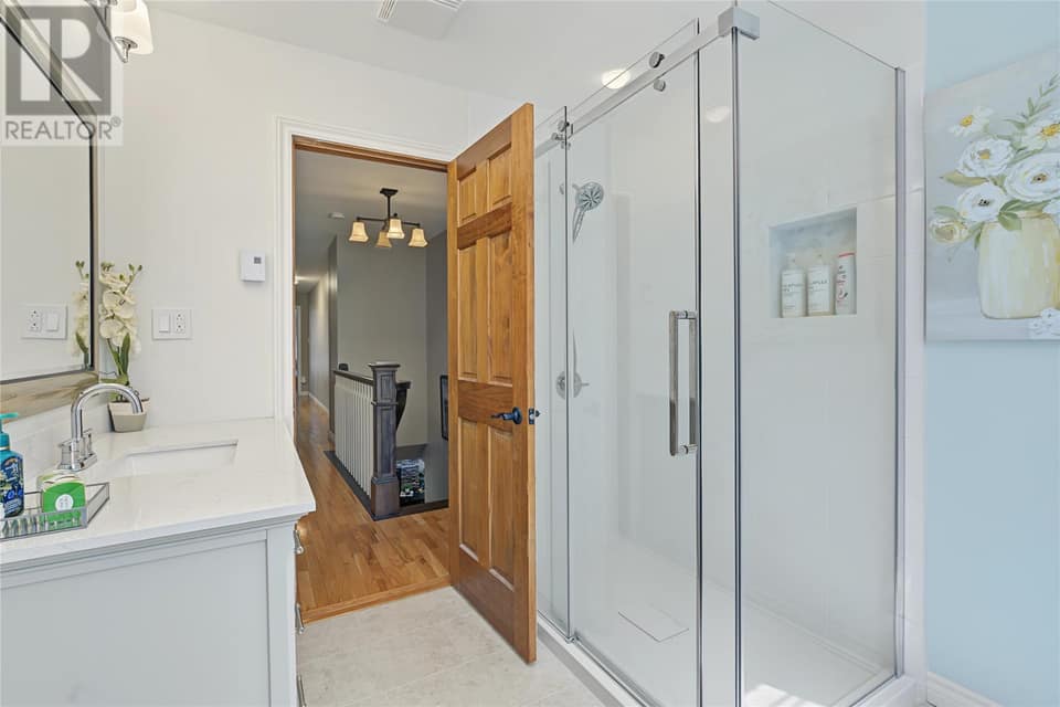104 Three Island Pond Road, photo 26 of 50
