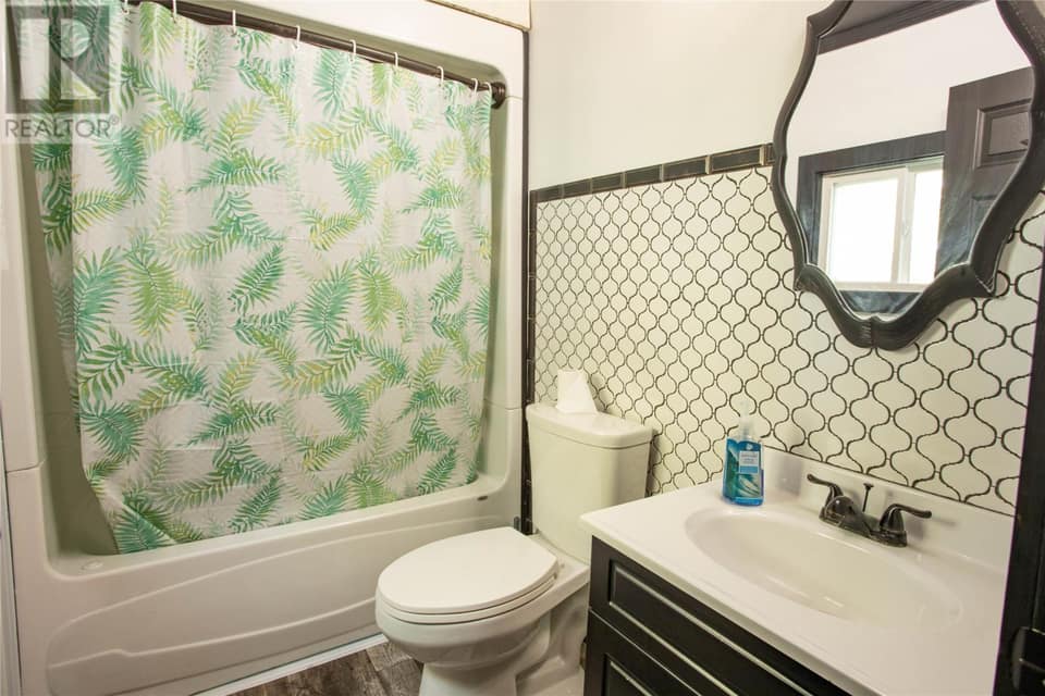 22 Irving Drive, photo 16 of 47