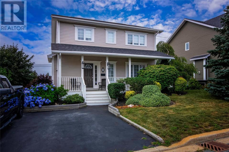 32 Dawsons Run, photo 1 of 33