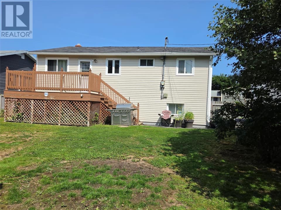 21 Dunlea Street, photo 17 of 19