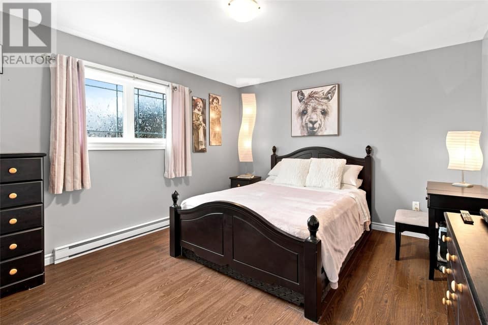 8 Aldergrove Place, photo 31 of 41