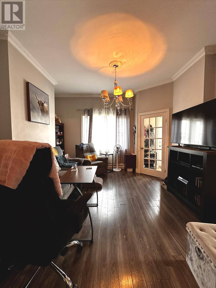 103 Merrymeeting Road, photo 8 of 38