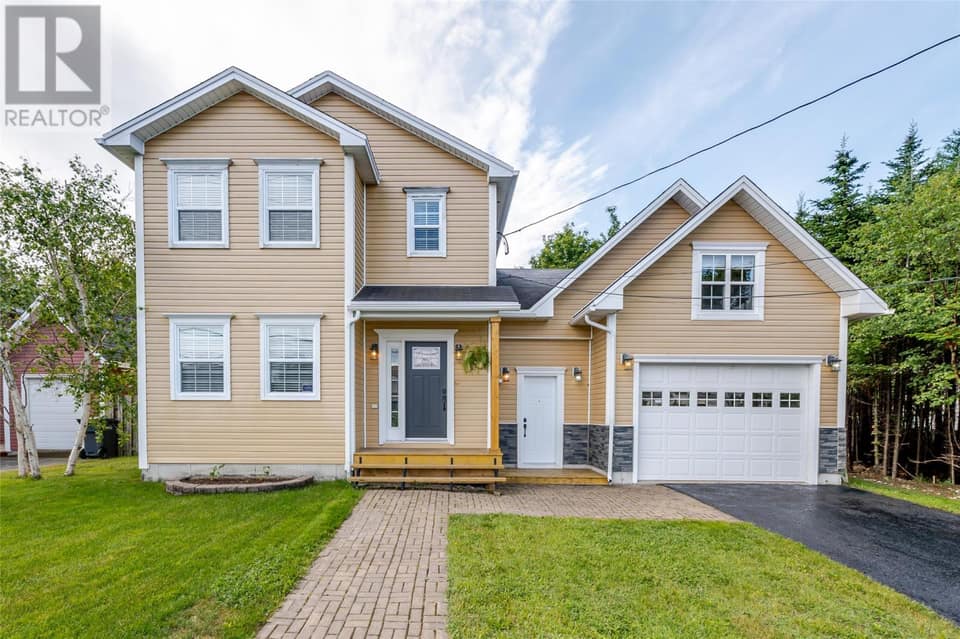 1833 Topsail Road, photo 1 of 45