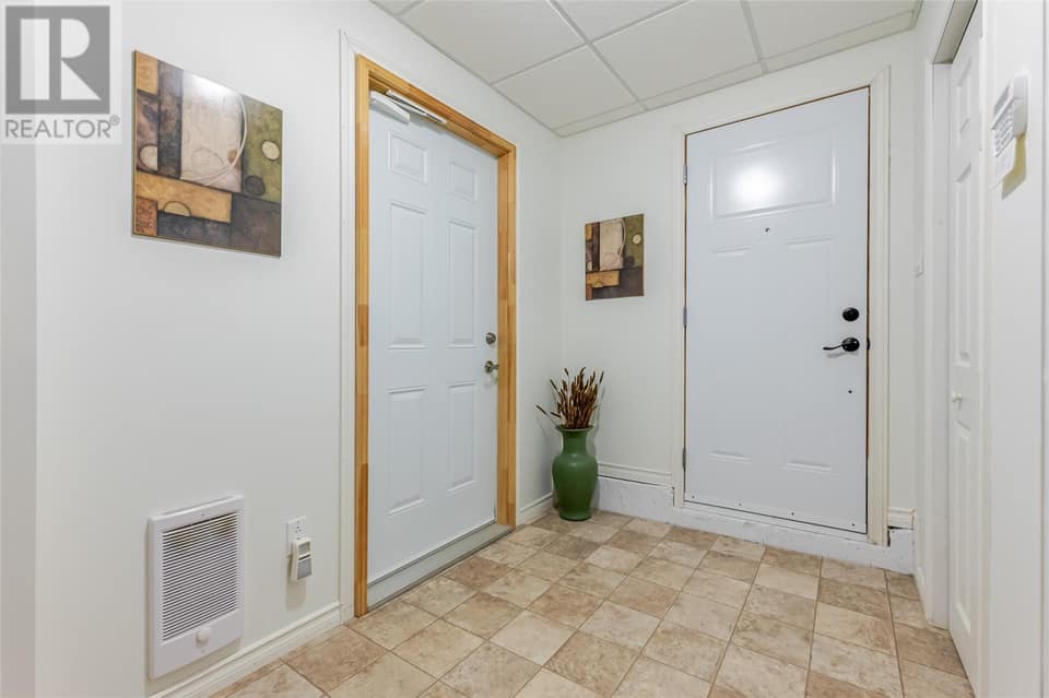 1833 Topsail Road, photo 23 of 45