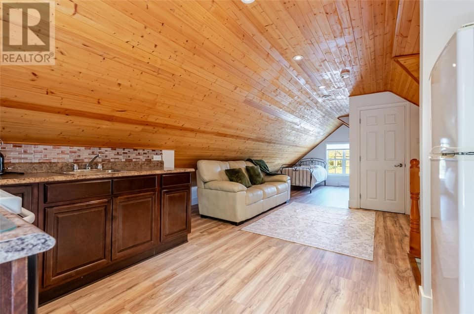 1833 Topsail Road, photo 28 of 45