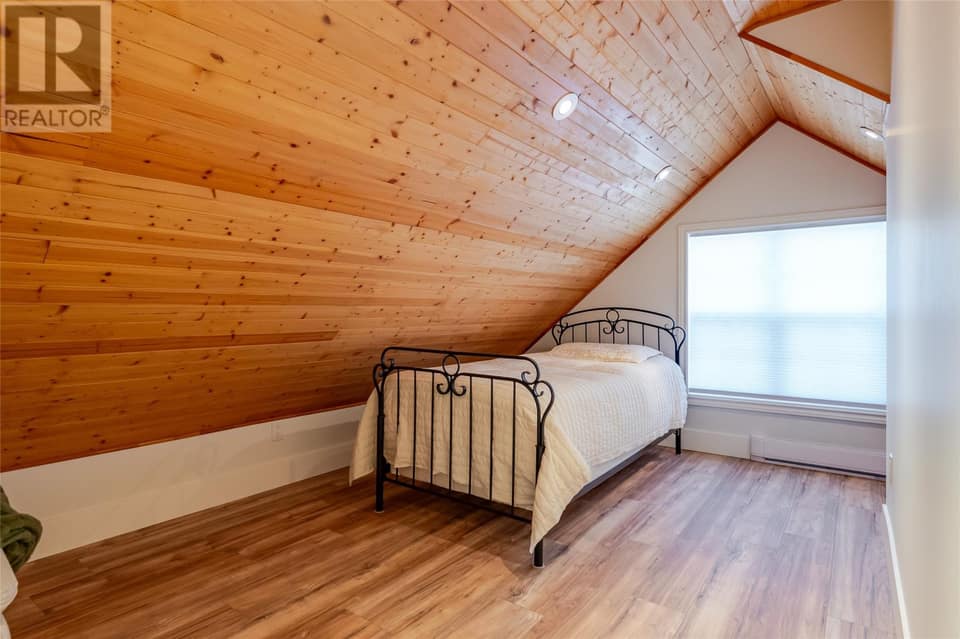 1833 Topsail Road, photo 29 of 45