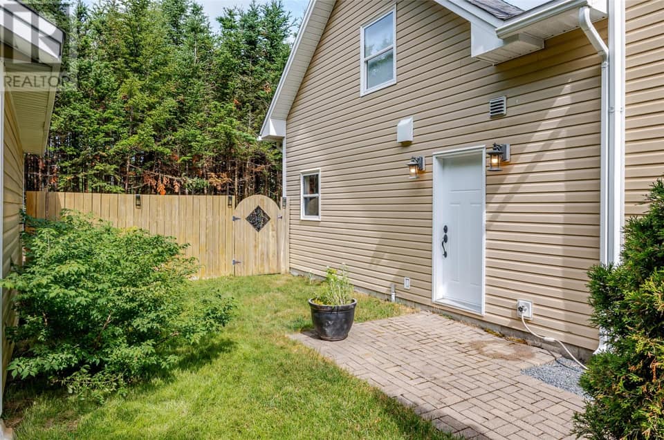 1833 Topsail Road, photo 41 of 45