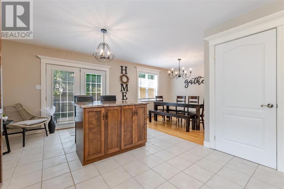 1833 Topsail Road, photo 5 of 45