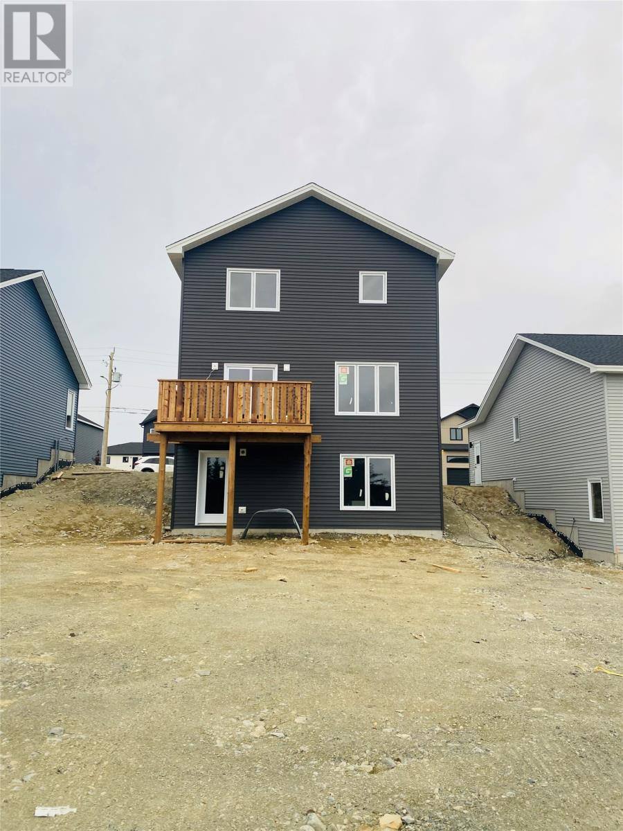 91 Trenton Drive, photo 3 of 4
