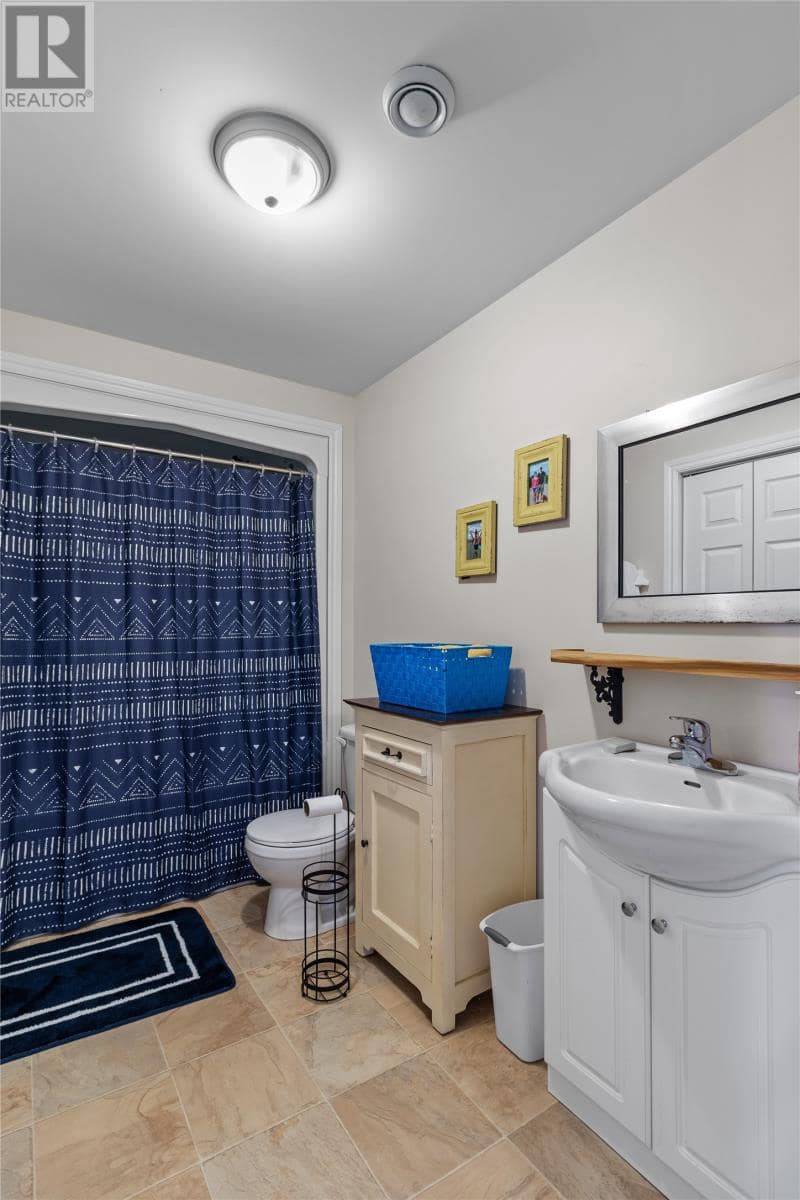 131 Mallow Drive, photo 18 of 35