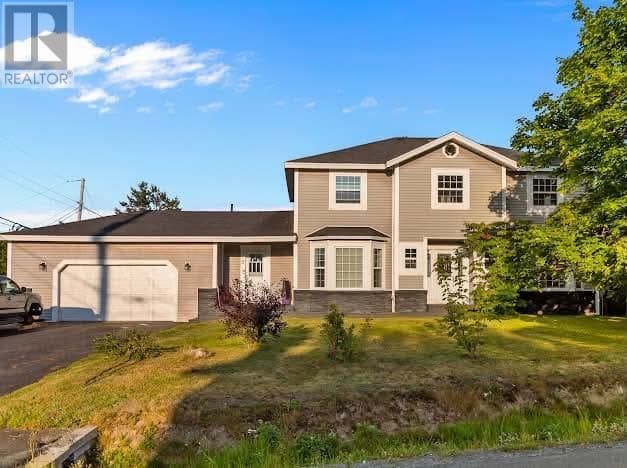 11 Chaytors Place, photo 1 of 42