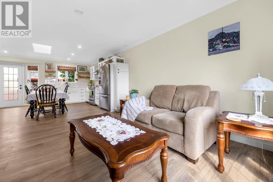 4 Panoramic Place, photo 9 of 47