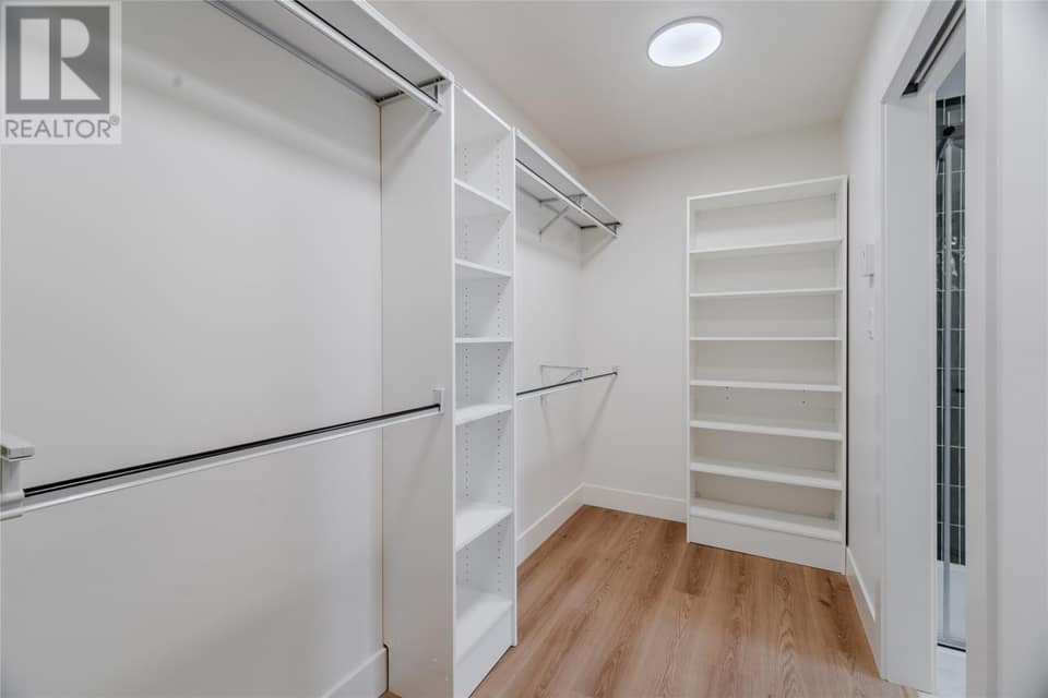 92 Trenton Drive, photo 24 of 38