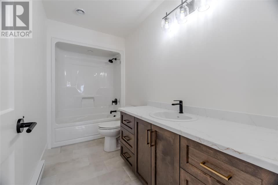 92 Trenton Drive, photo 26 of 38